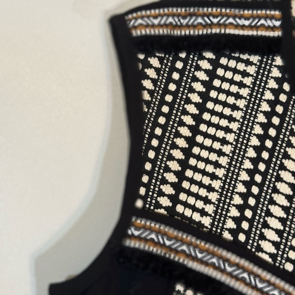 H&M Boho Tapestry Black White Patterned Fringe Vest | Size 8 - Picture 3 of 12